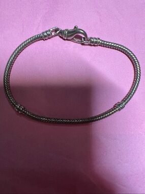 Silver Bracelet 7.5”